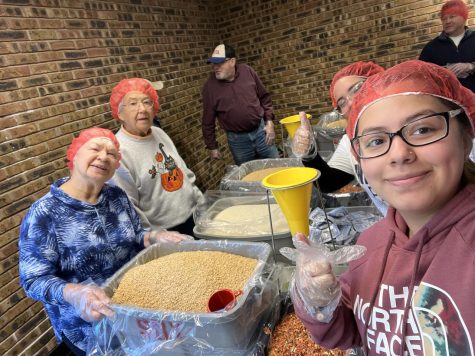 Melanie Coss bags manna in an effort to feed those in poverty-stricken areas.