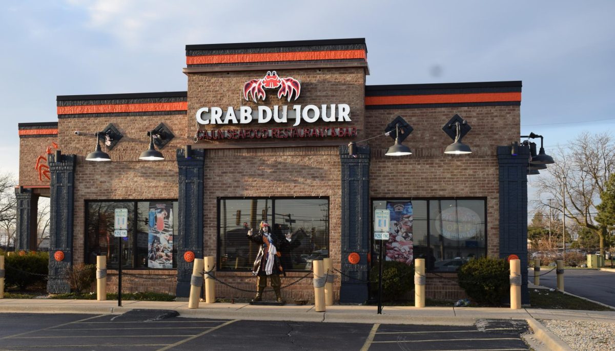 Crab+du+Jour+is+located+near+OHare+Airport%2C+and+offers+ample+parking.
