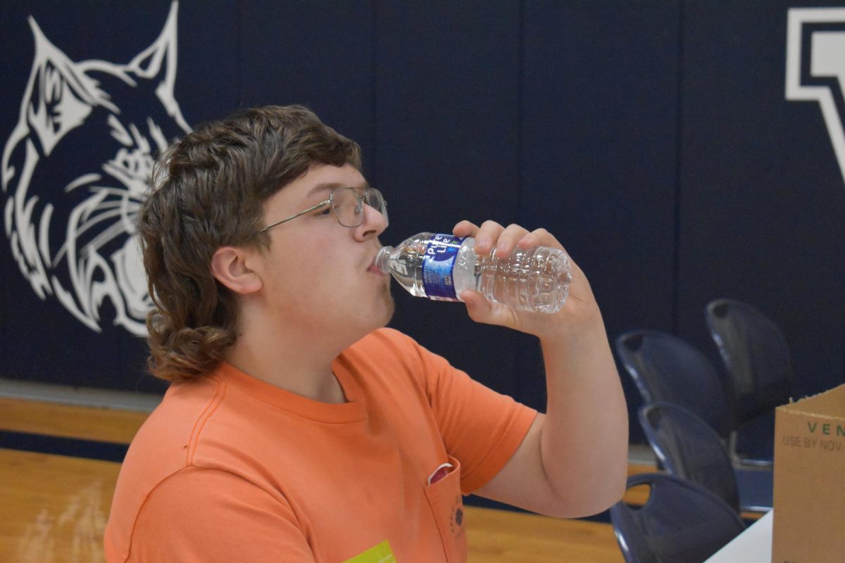 Students were given drinks and snacks to freshen up and feel at ease while giving blood.