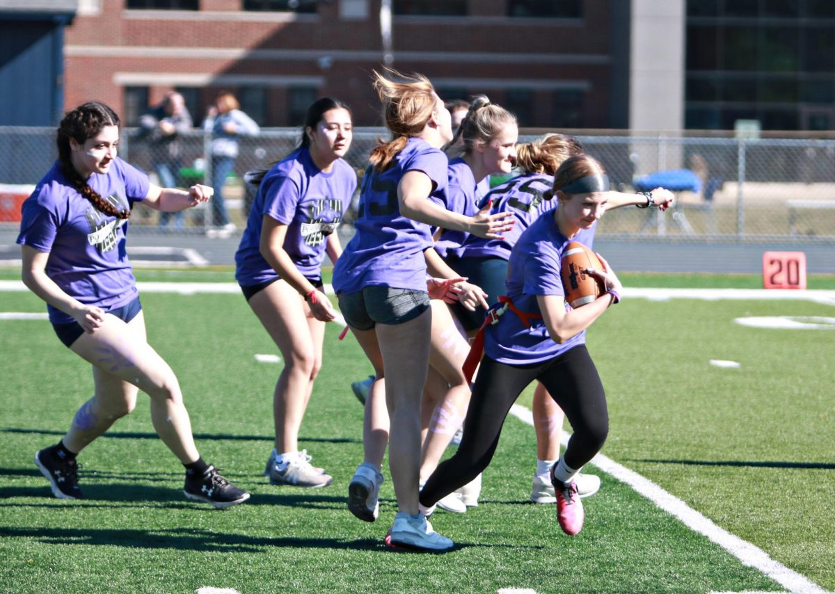 [PHOTO ESSAY] Powderpuff ends 35-56 with seniors grabbing the W