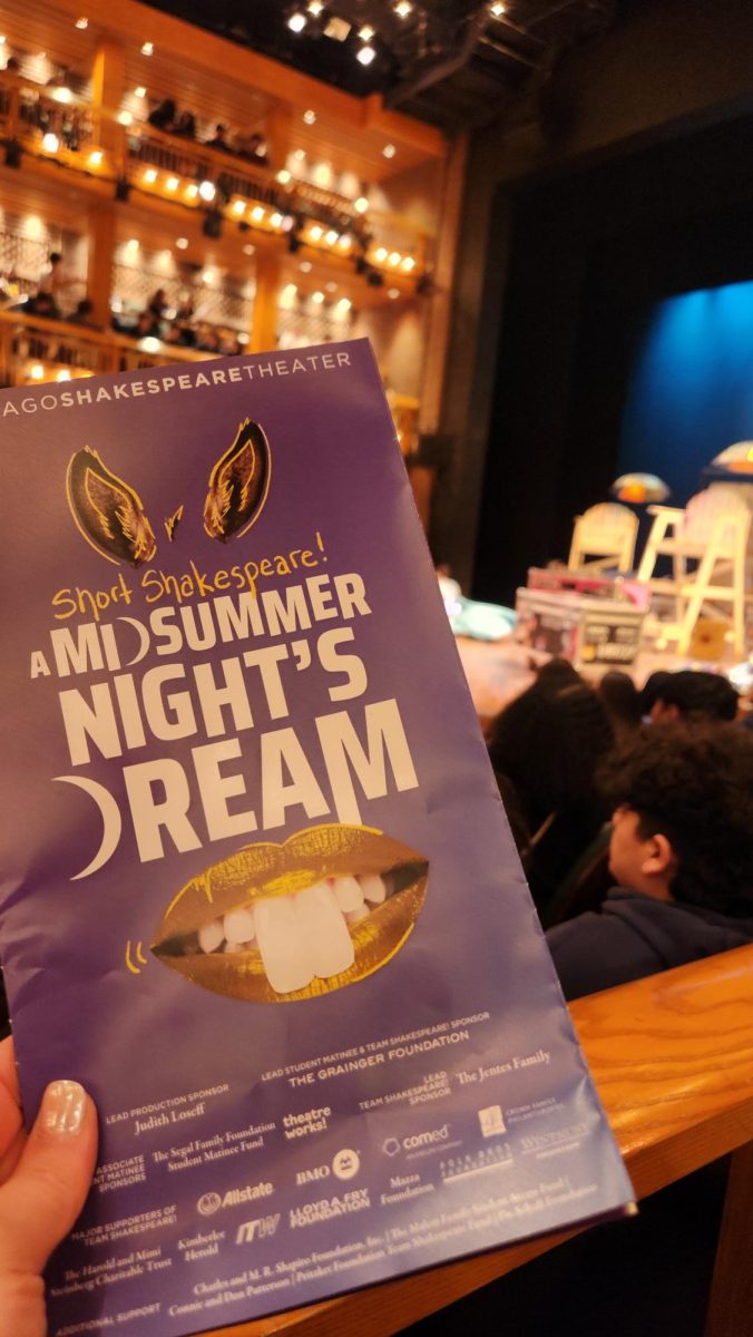 "A Midsummer Night's Dream", a Shakespeare tale of both love and chaos, is presented to the eyes of audience in pamphlet before the live act. 