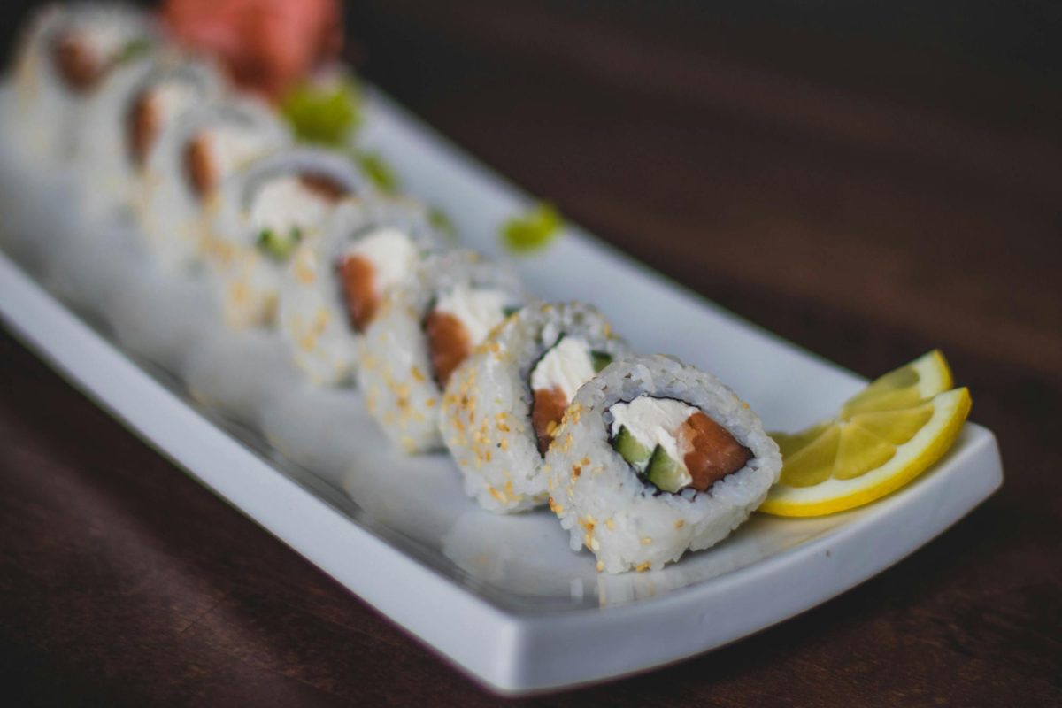 A plate of sushi awaits - does it live up to the hype? (Royalty-free photo by Valeria Boltneva via Pexels)