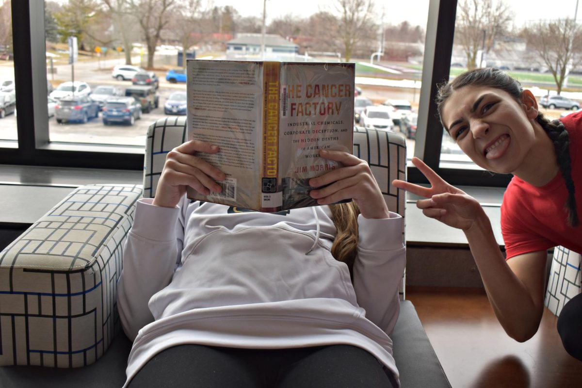 Seniors Alexis Leszczewicz and Jessie Myers spend time in the LRC during February 2026.